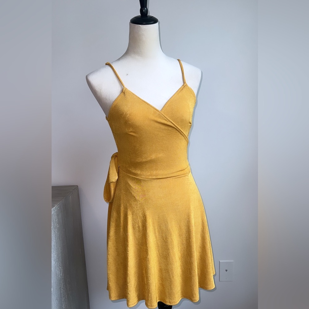 NWT Naked Wardrobe Wrap Dress Large
